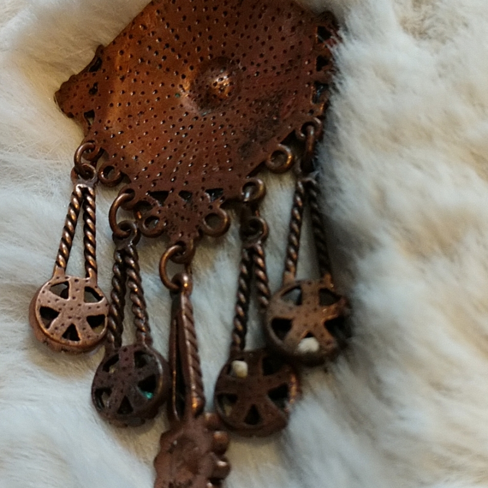Bronze tone red jeweled Victorian drop necklace - Picture 5 of 8